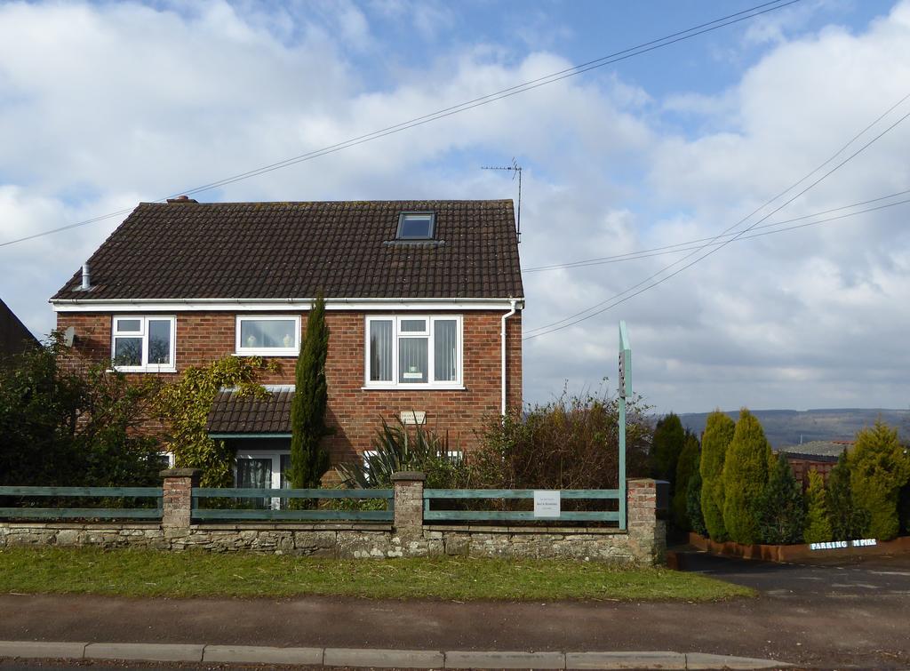 Dean Valley Panorama Bed & Breakfast Lydney Eksteriør billede